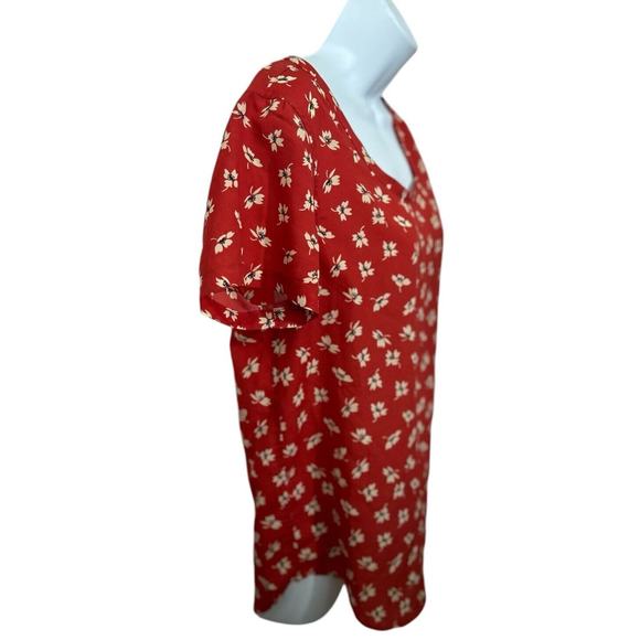 Gap Red Floral Blouse Sz Small Short Sleeve Lightweight Round Hem Relaxed Top - Picture 4 of 6